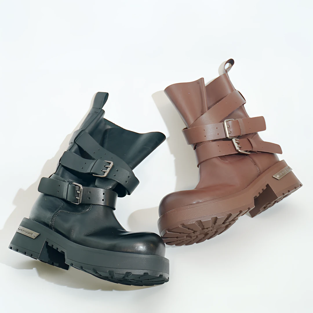 巴家毒液板皮带扣中筒圆头女冬季平跟马丁靴黑色女靴城市游牧风