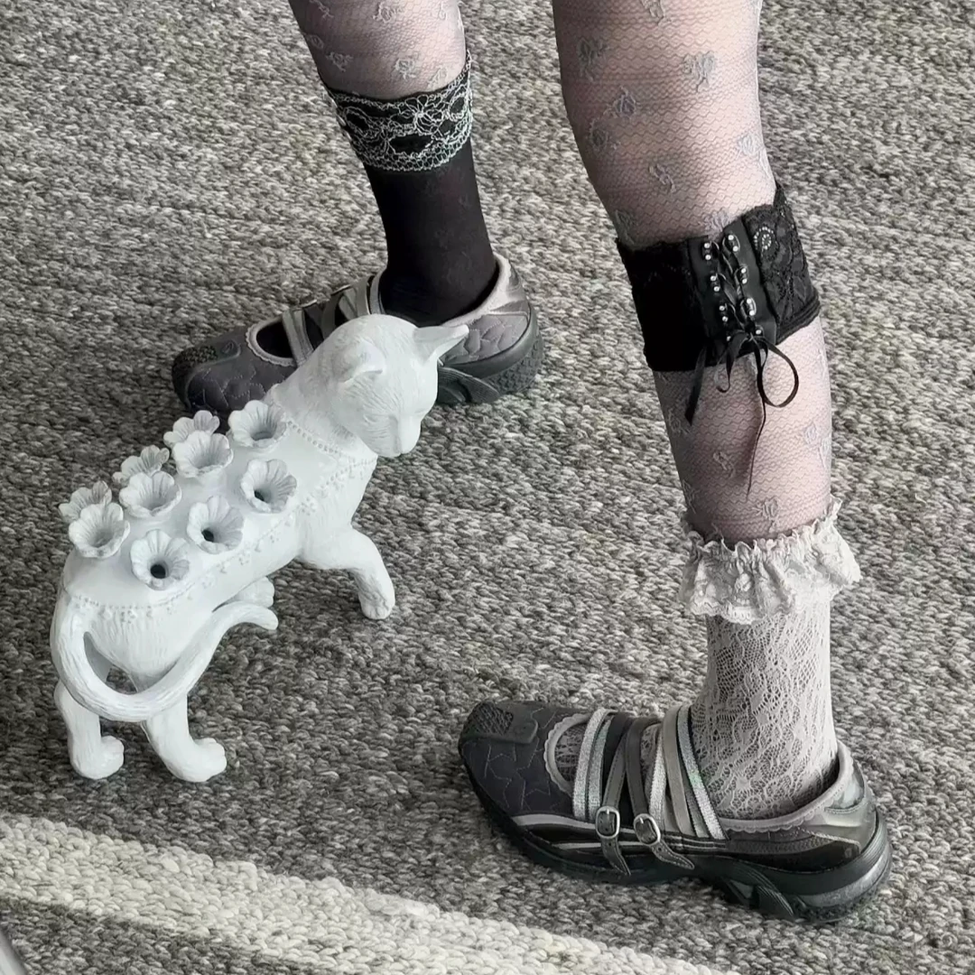 小众设计镂空绑带运动鞋2025春夏新款平底玛丽珍鞋百搭透气休闲鞋