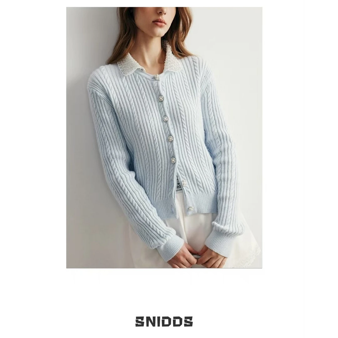 12/30 女士早春 蓝色重工绞花羊毛混纺开衫毛衣