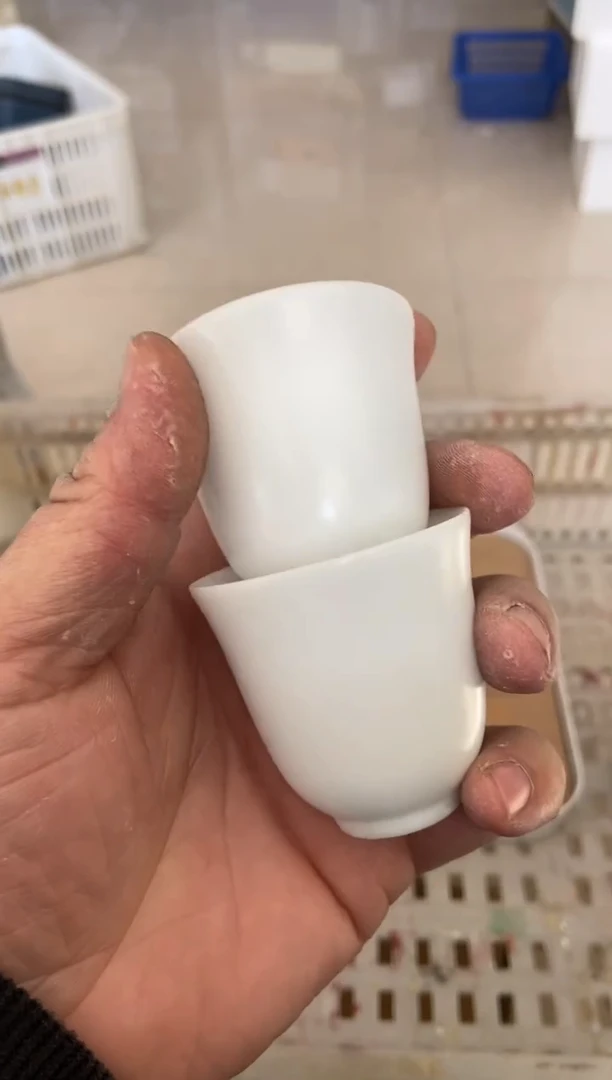杯无运费险有瑕疵的摄影的产品有使用过的痕迹有点脏介意勿拍