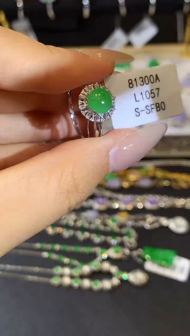 翡翠戒指18K金镶嵌L1057 多样性发其一