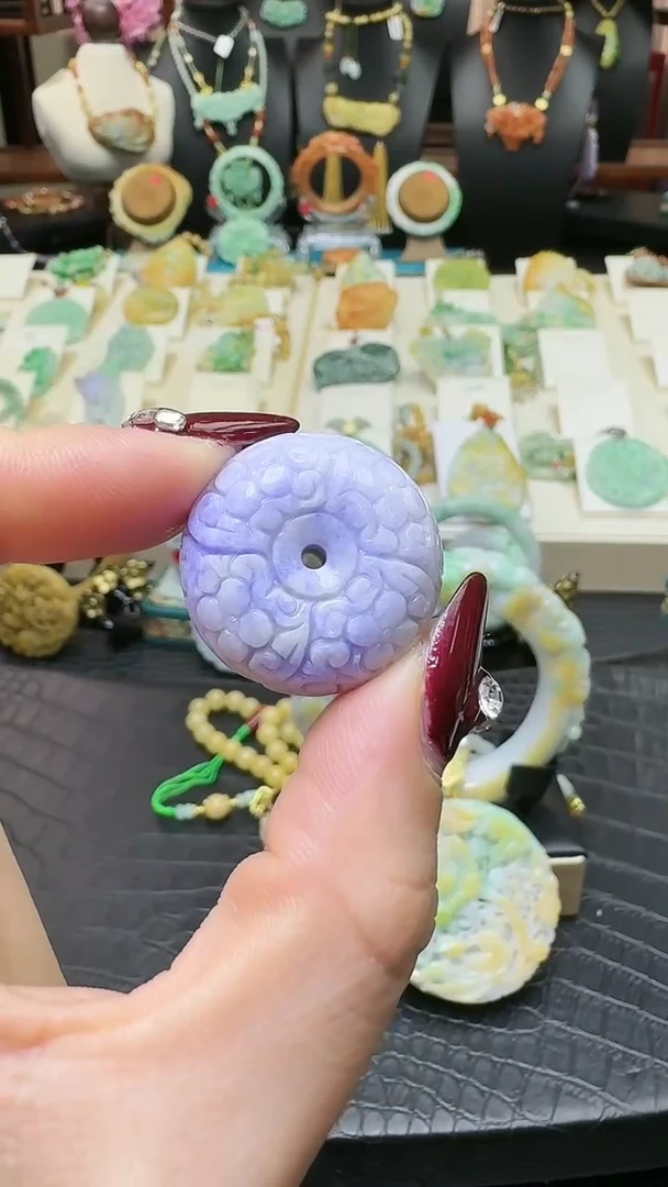 【闪购商品】翡翠颈饰未镶嵌天然翡翠平安扣