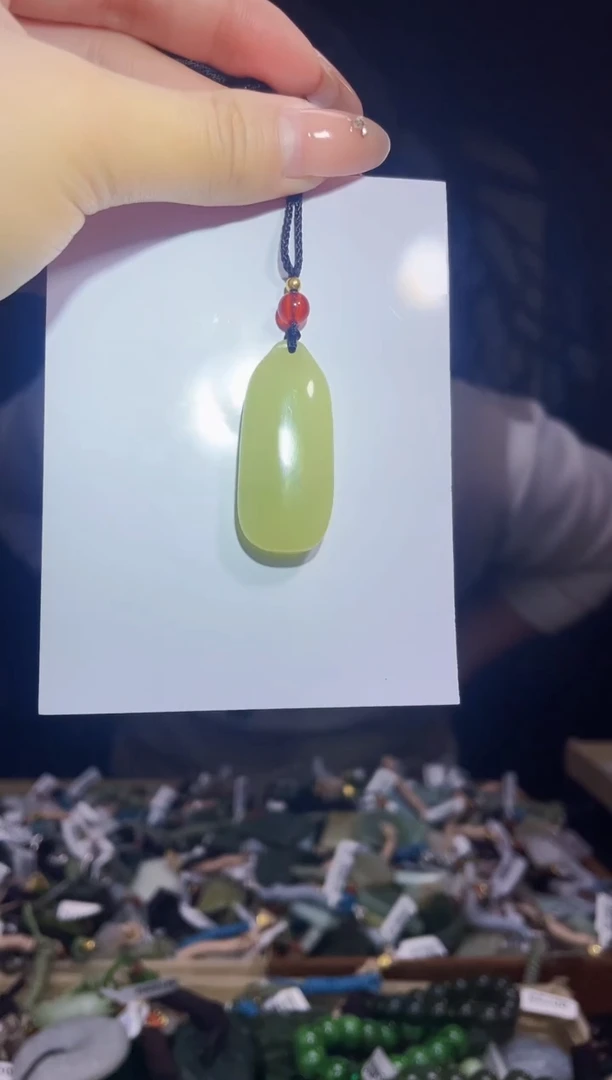 【闪购商品】和田玉颈饰未镶嵌拍一发一