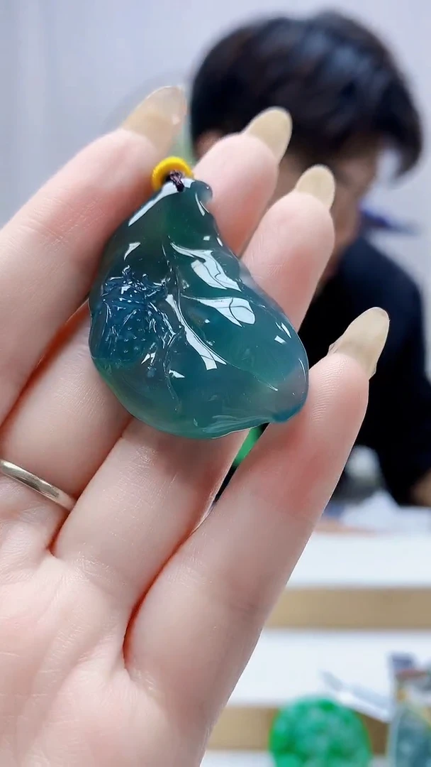 未镶嵌定制翡翠5145DD-毛货挂件40