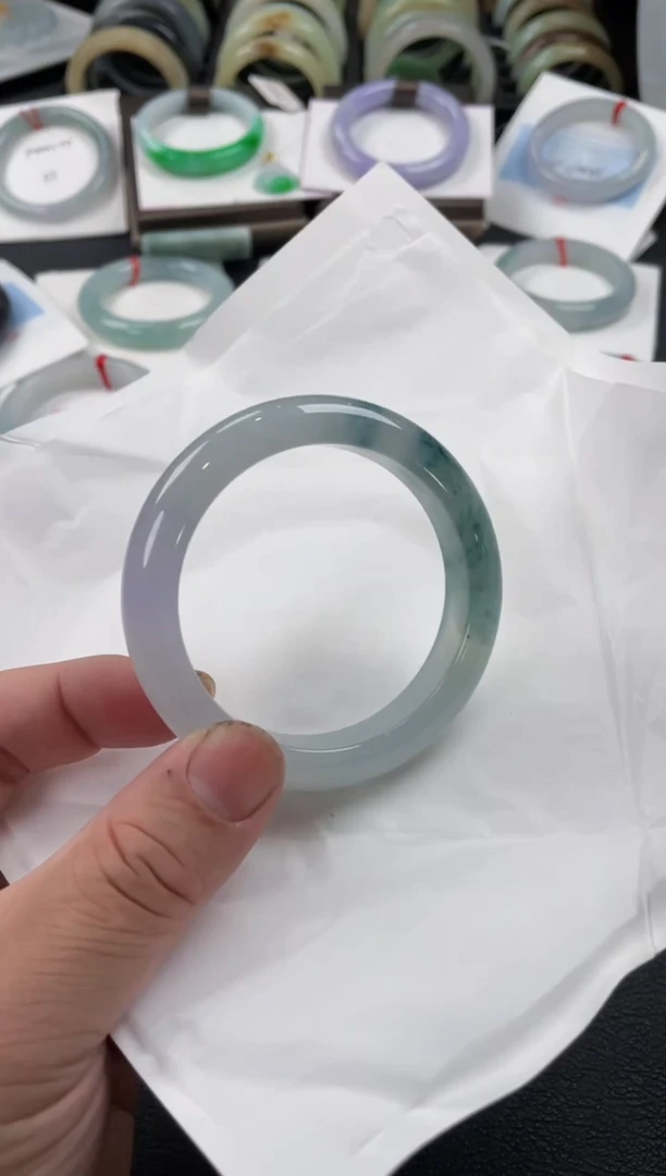 【闪购商品】翡翠手镯未镶嵌手镯