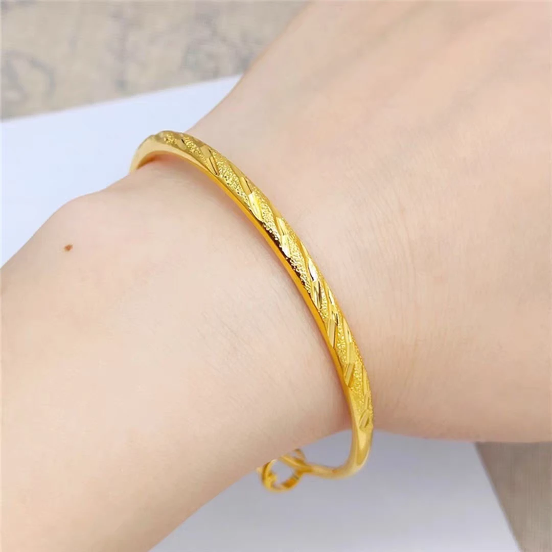 TW06调节斜纹带小洞沙金手镯无礼盒