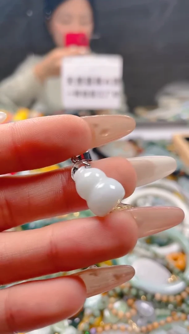 【闪购商品】翡翠颈饰未镶嵌/L/翡翠A货一图一物