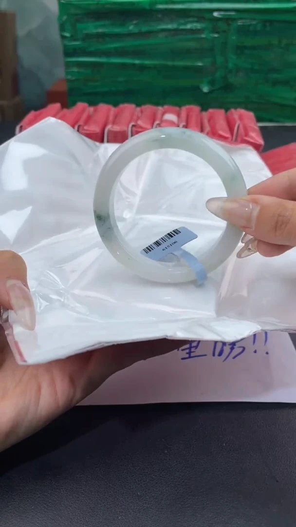 【闪购商品】翡翠手镯未镶嵌16翡翠手镯