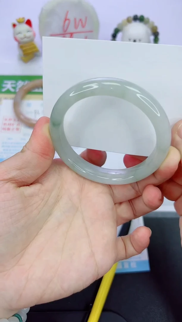 【闪购商品】石英质玉手镯未镶嵌932-58.8