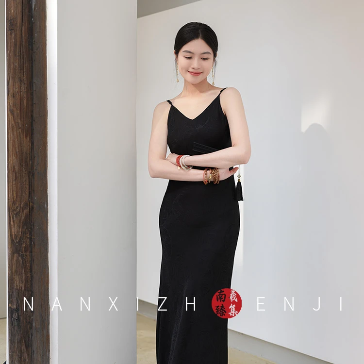 南羲【初墨】新中式小众温婉大方知性优雅胖mm气质包臀吊带裙子