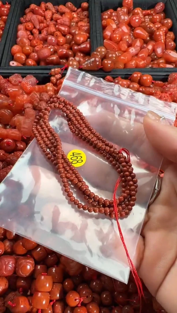 【闪购商品】南红玛瑙颈饰未镶嵌1