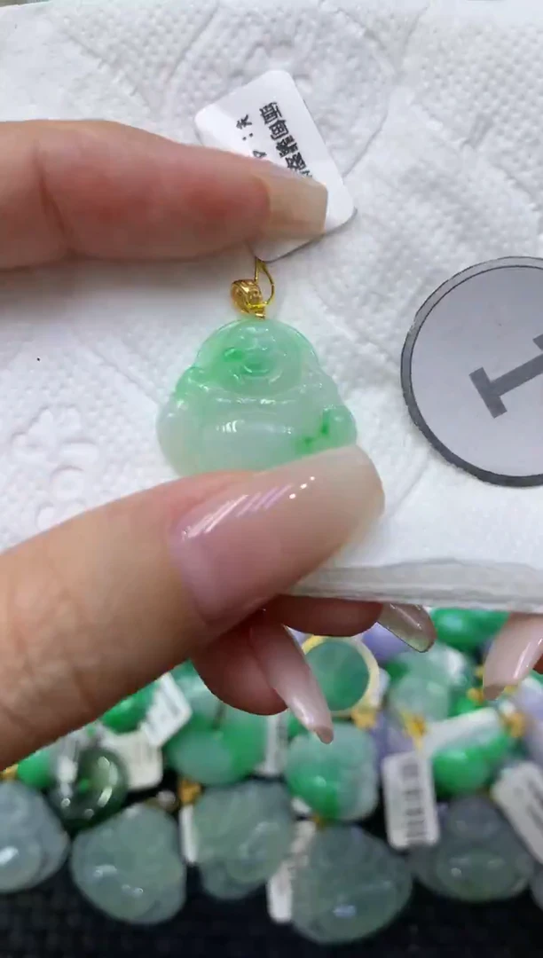 颈饰未镶嵌翡翠天然缅甸翡翠A货