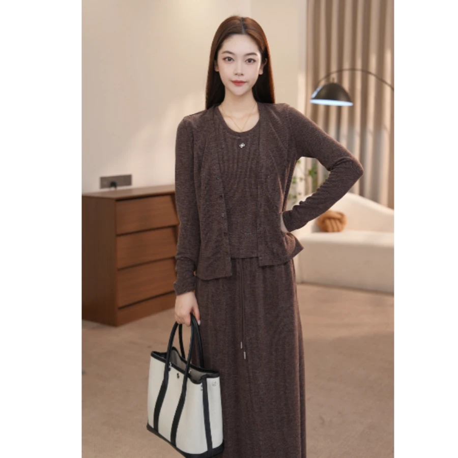 vco/微酷洋气网红休闲运动套装春秋秋季短款显瘦开衫宽松百搭