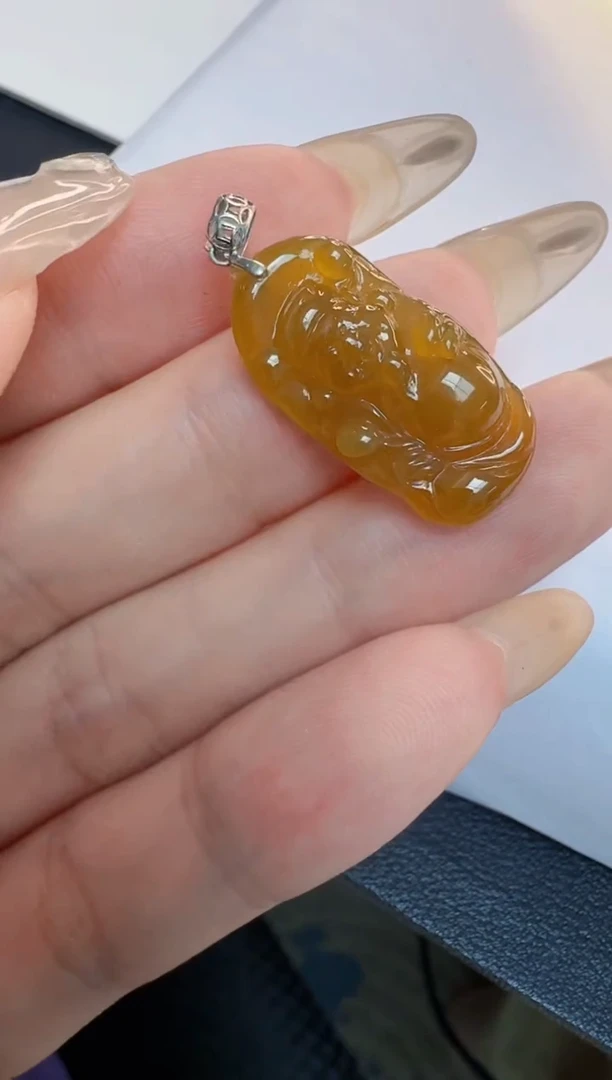 翡翠18K金镶嵌吊坠(不含链)缅甸A货翡翠
