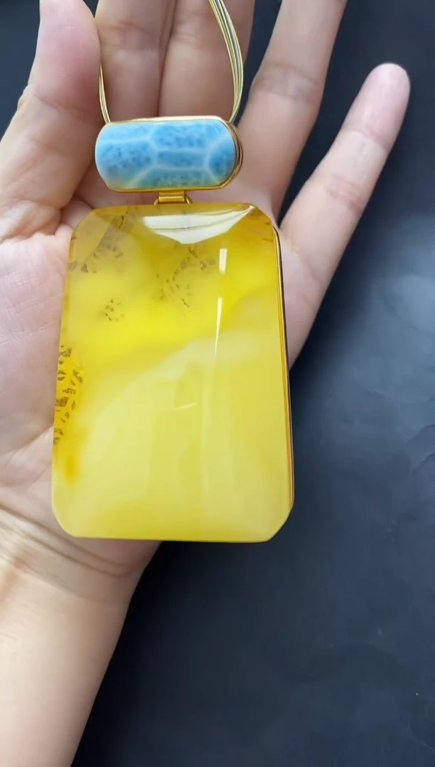 裸石琥珀未镶嵌吊坠