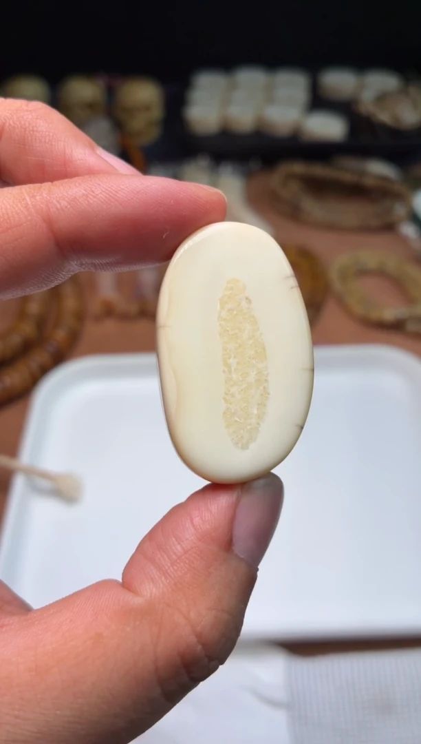 牛骨其他J29-饼子吊坠
