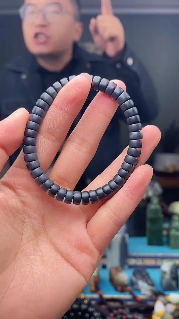 未镶嵌和田玉挂件1