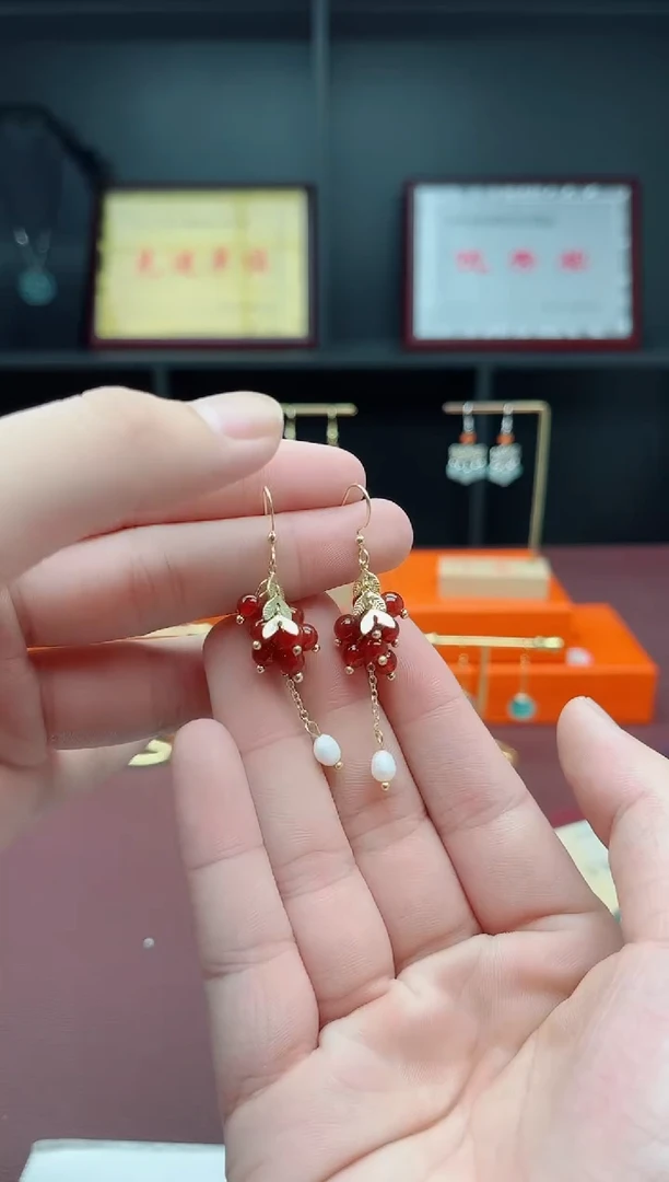 银S925镶嵌耳饰玛瑙/玉髓南红葡萄