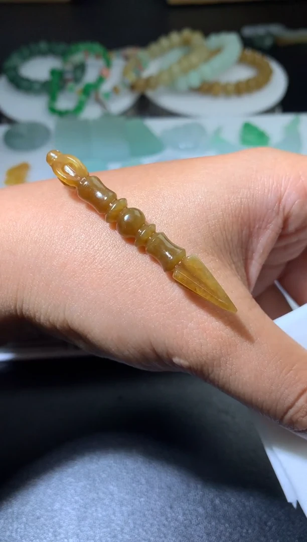 未镶嵌定制翡翠毛货
