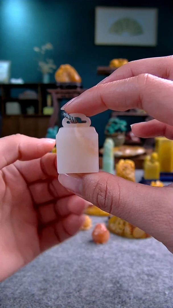 【闪购商品】老挝石荔枝冻如意钮2*1.7*3.0