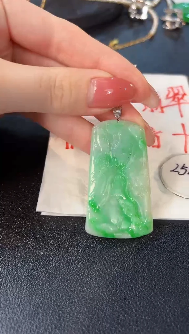 【闪购商品】翡翠颈饰18K金镶嵌缅料A货/支持复检/一件