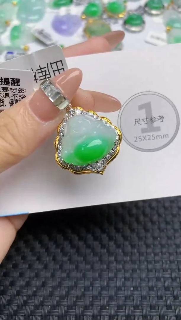 颈饰未镶嵌翡翠天然缅甸A货翡翠百元以上9元证书费自理
