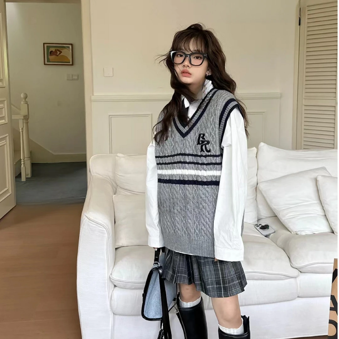 【菲菲家】女童休闲学院风2024秋季新款中大童时尚针织套装TZ003