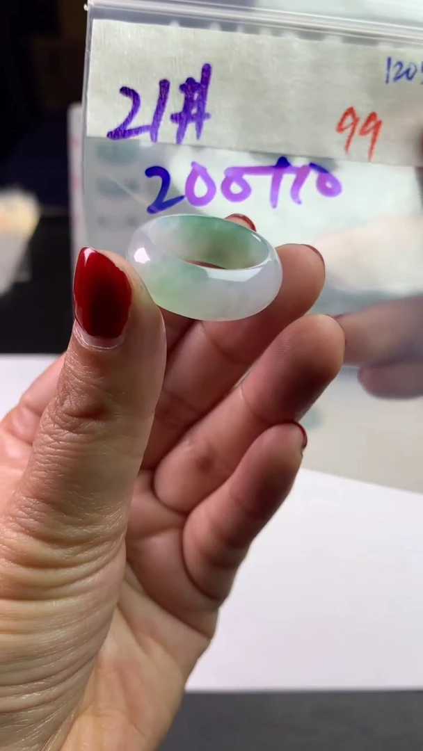 未镶嵌定制翡翠毛货需精细抛光拍一发一