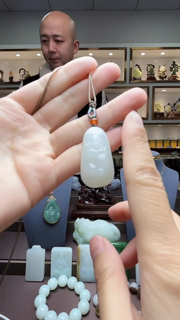 【闪购商品】和田玉挂件未镶嵌苏