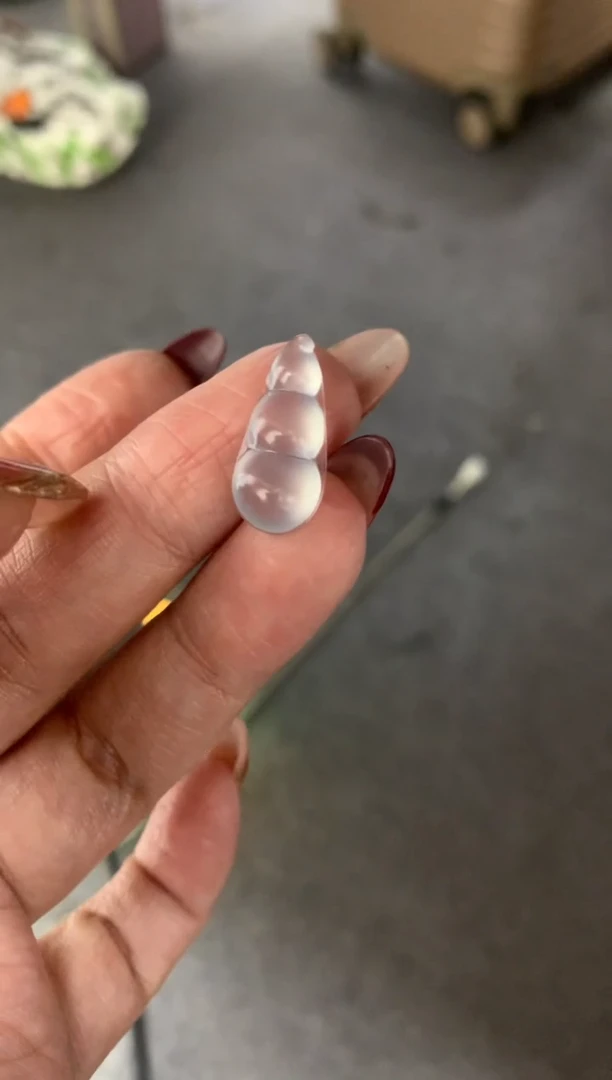 【闪购商品】定制翡翠未镶嵌毛货