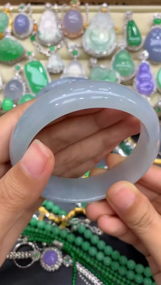 翡翠手镯未镶嵌410-中国好珍宝