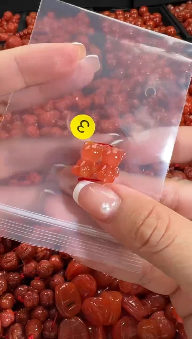 颈饰未镶嵌南红玛瑙1