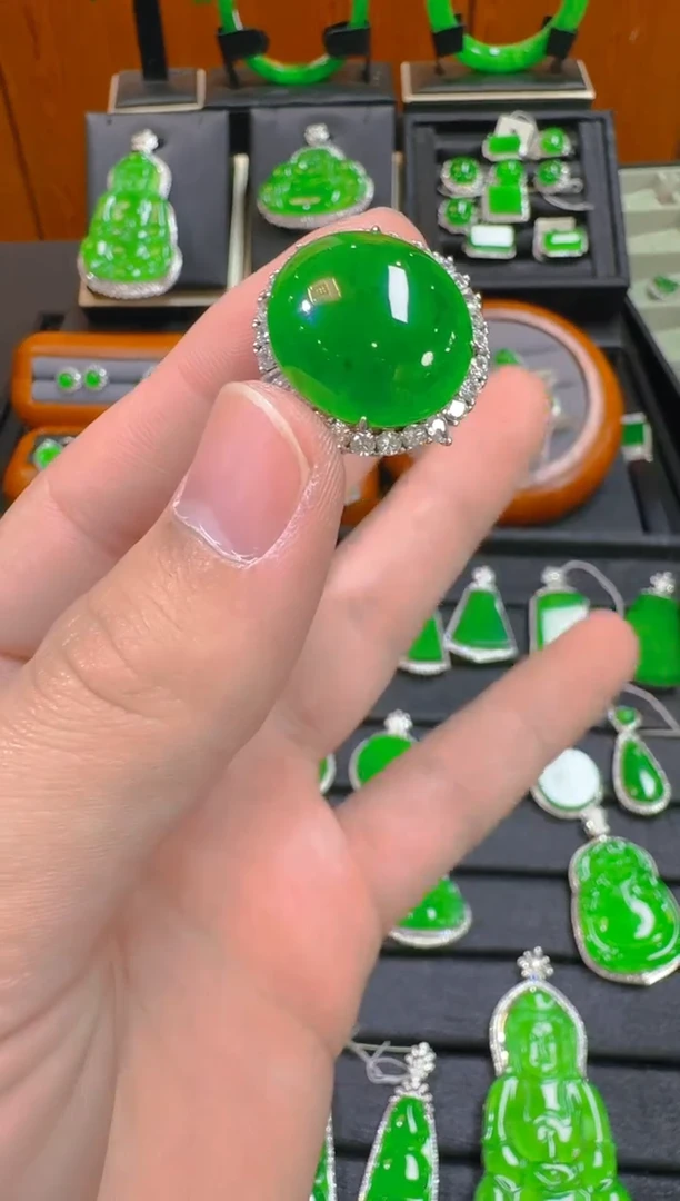 【闪购商品】翡翠戒指银S925镶嵌天然a货翡翠