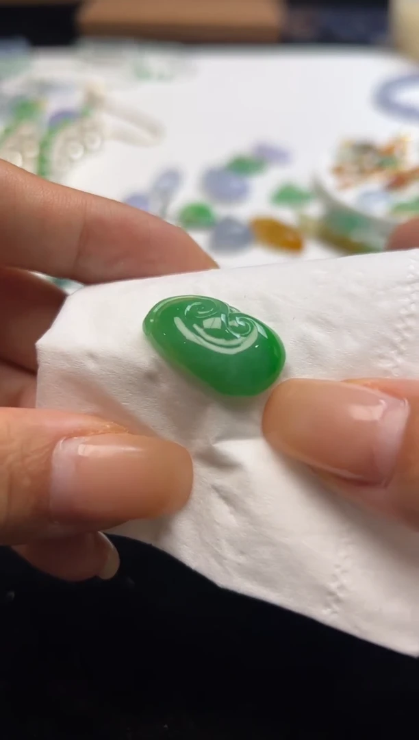 未镶嵌定制翡翠4500+450绿如意-lxh148