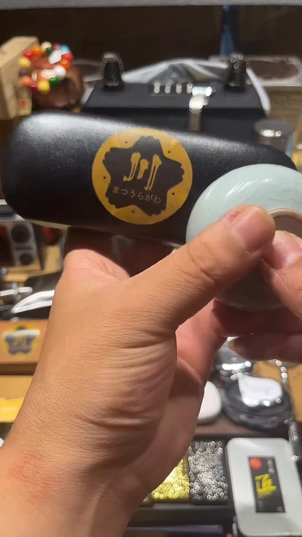 瓷片闪购商品 如图所示