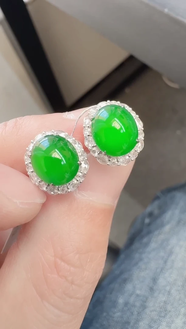 18K金镶嵌翡翠耳饰C****࿐寄售回流，24小时鉴赏期