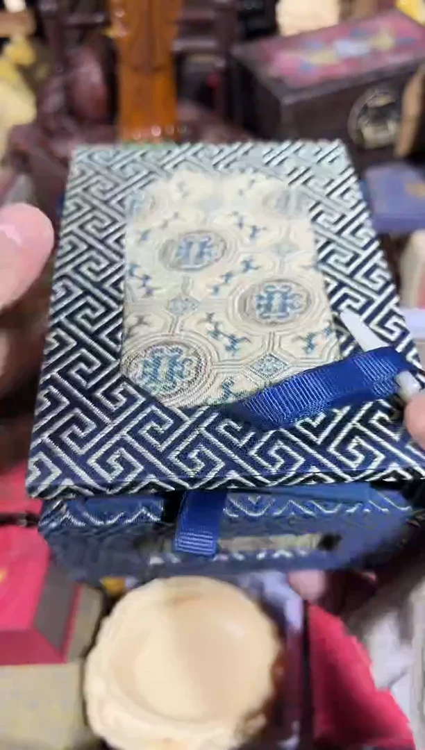 【闪购商品】滴血莲花菩提吊坠1