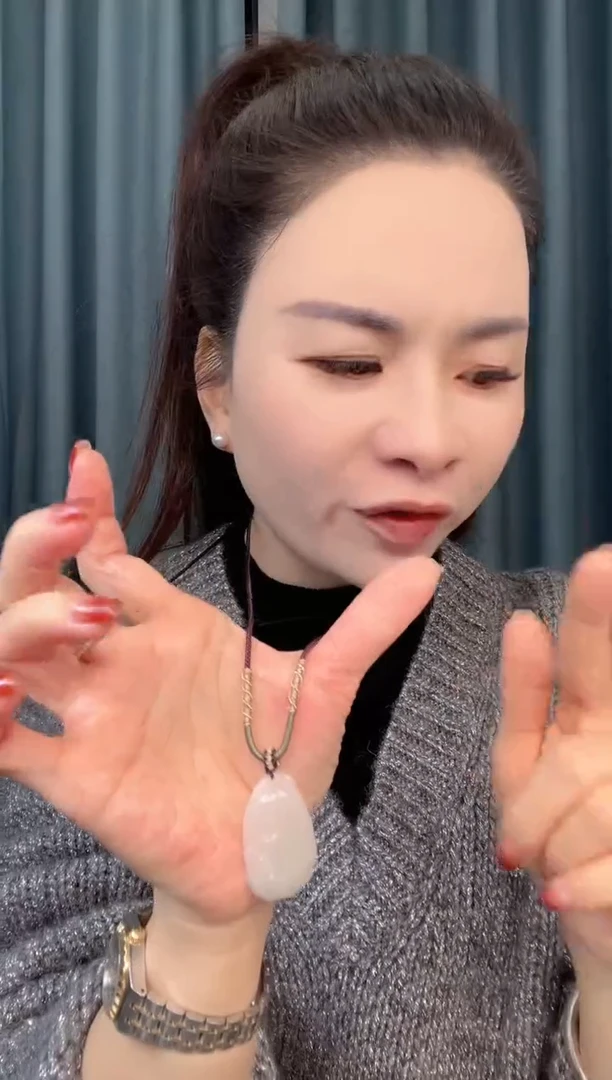 颈饰未镶嵌翡翠如意-多样性发一