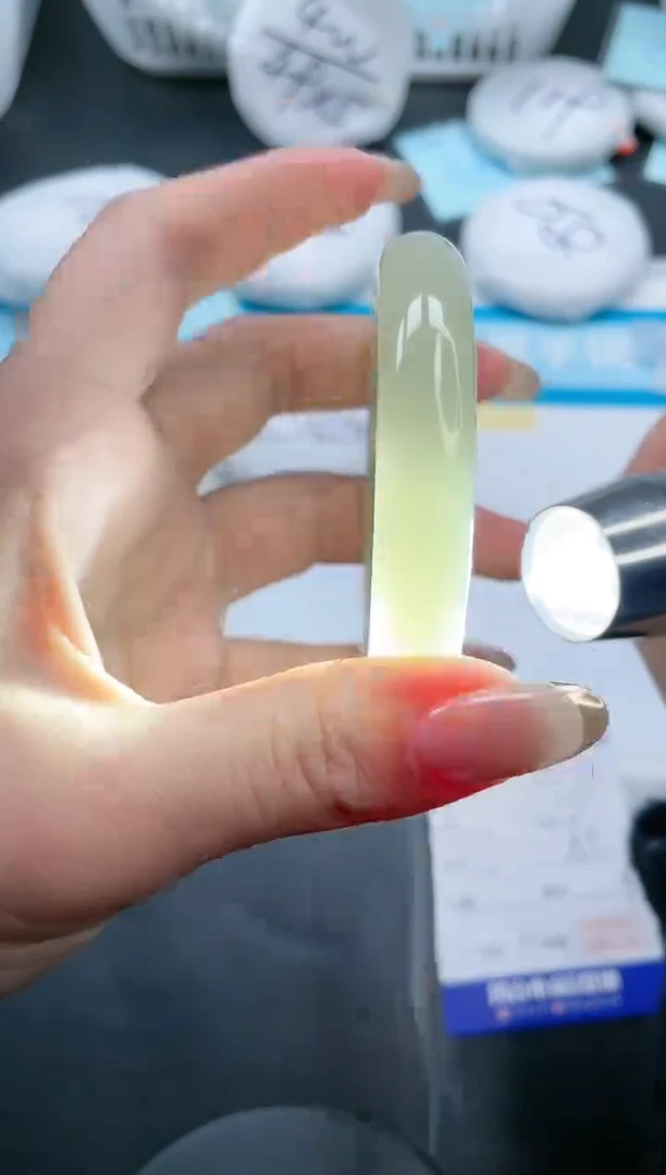 【闪购商品】和田玉手镯未镶嵌20V423-54