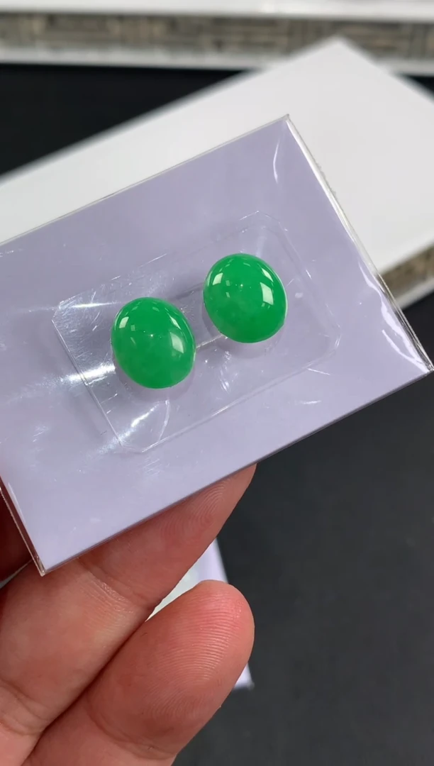 未镶嵌定制翡翠西*皮翡翠