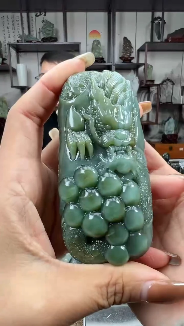 未镶嵌和田玉把件1