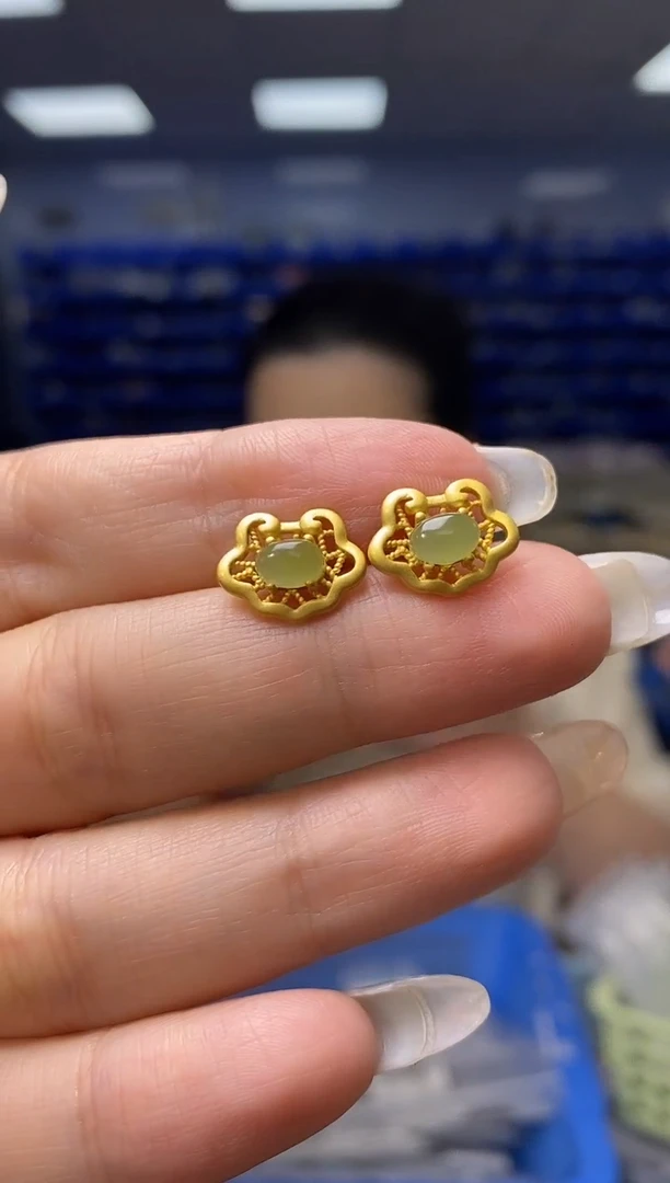 和田玉银S925镶嵌耳饰EZ2520