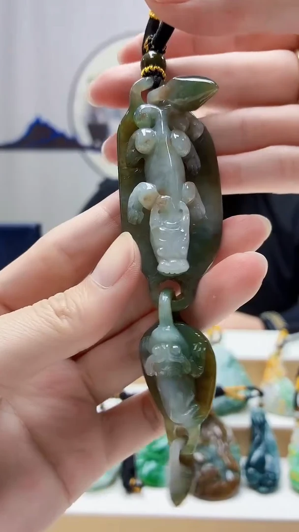 未镶嵌定制翡翠5060zm-毛货挂件16环环相扣