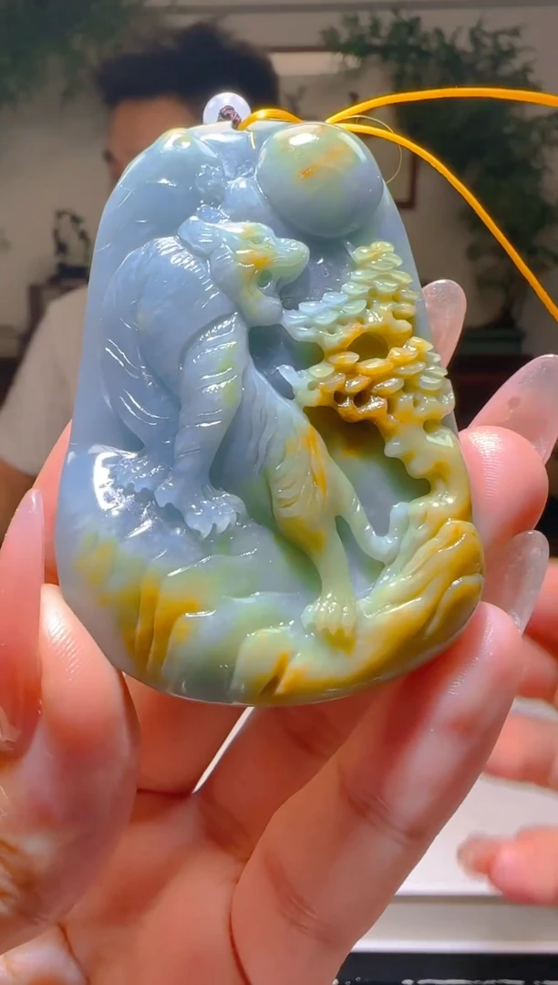 定制翡翠未镶嵌Q-@@QJYD061122