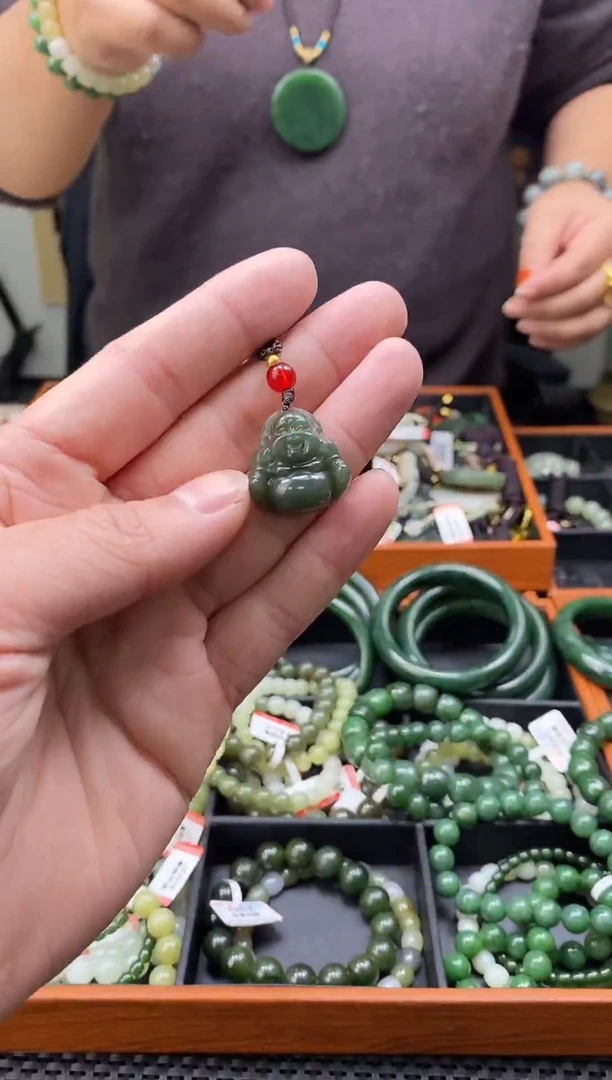 颈饰未镶嵌和田玉多样性发一  87