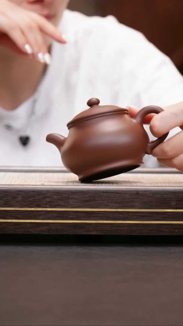 茶壶紫砂紫泥  潘壶