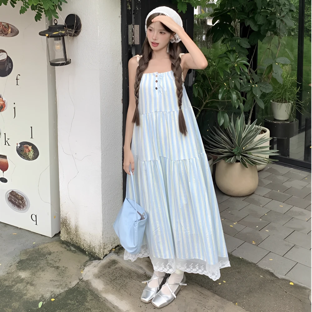 平价连衣裙2025新款法式蓝色条纹吊带连衣裙夏季海边度假风长裙