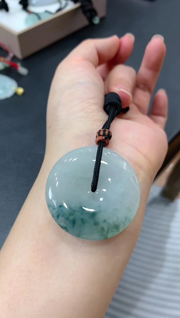 【闪购商品】翡翠吊坠(不含链)未镶嵌挂件