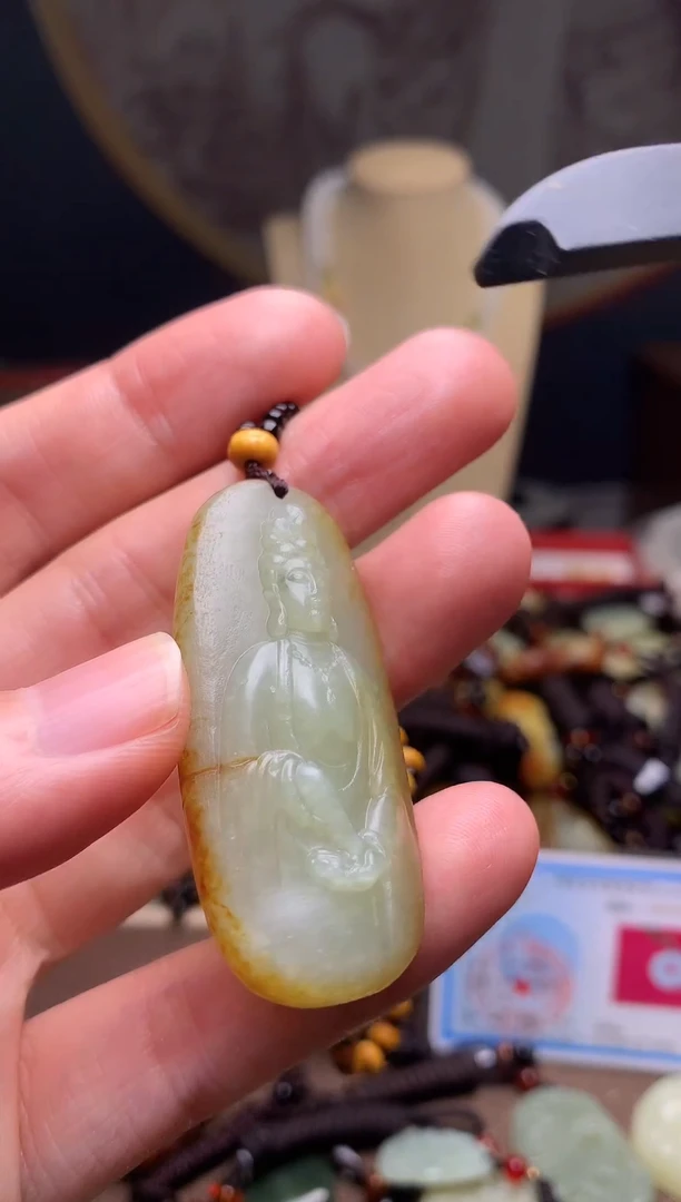 颈饰未镶嵌和田玉新疆料青海料清水和田玉吊坠