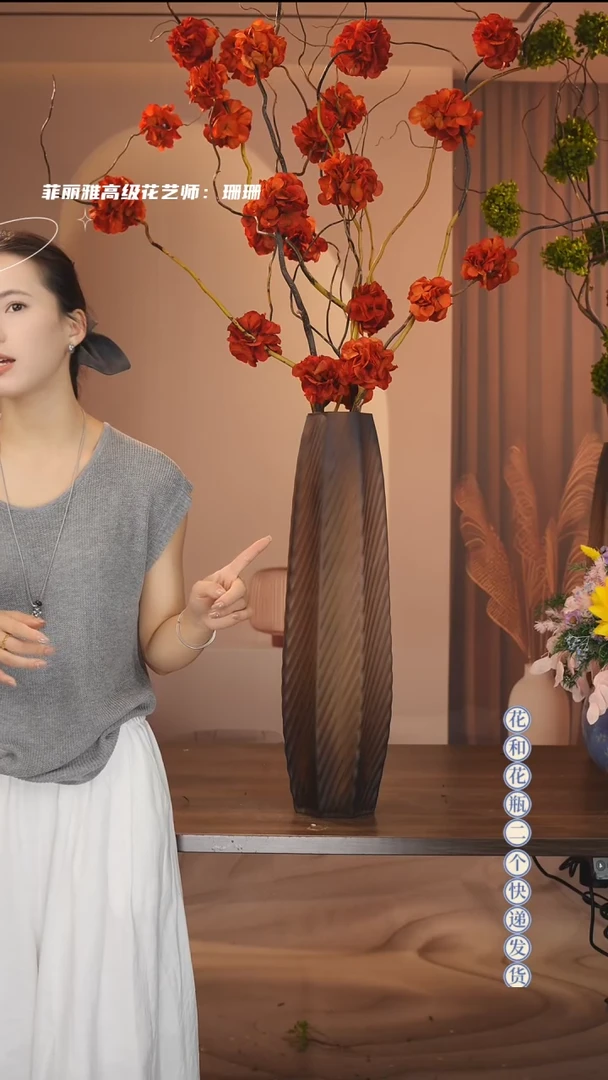 琉璃手工艺品：图片款花+花瓶（红色